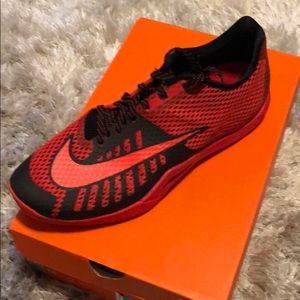 Nike Hyperlive